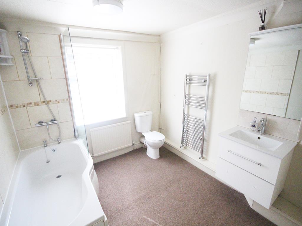 3 bedroom cottage For Sale in Barrowford - IMG_2694.jpg